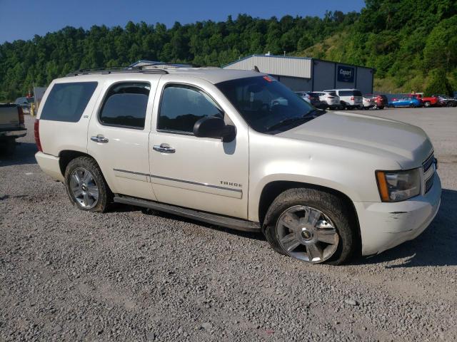 1GNUKCE07AR202232 - 2010 CHEVROLET TAHOE K1500 LTZ WHITE photo 4