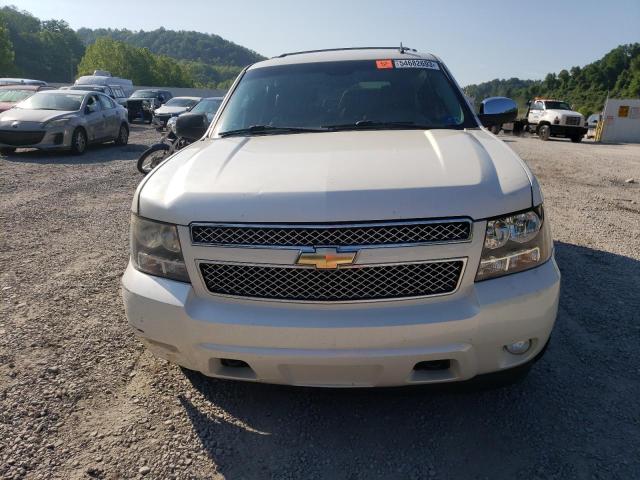 1GNUKCE07AR202232 - 2010 CHEVROLET TAHOE K1500 LTZ WHITE photo 5