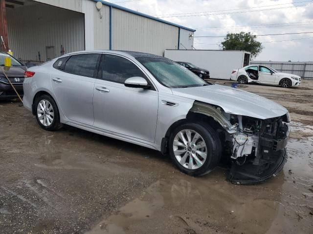 5XXGU4L34GG055611 - 2016 KIA OPTIMA EX SILVER photo 4