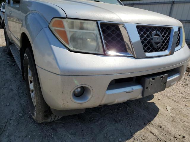 5N1AR18U65C730651 - 2005 NISSAN PATHFINDER LE 银色 照片 9