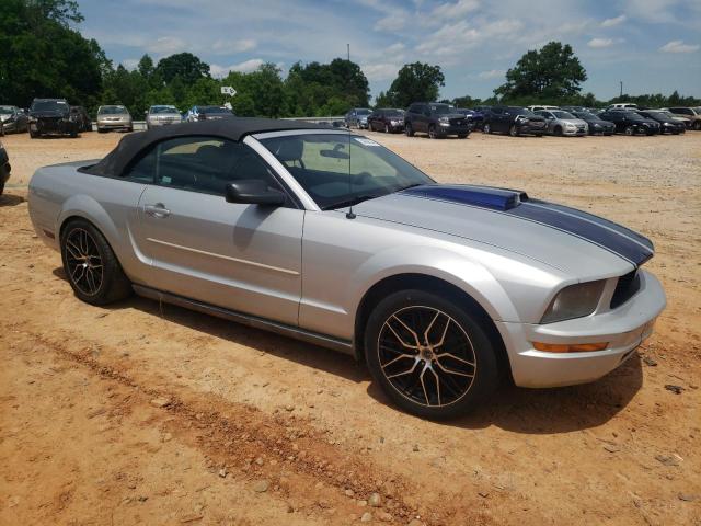 1ZVFT84N275309257 - 2007 FORD MUSTANG SILVER photo 4