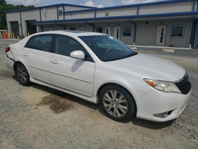 4T1BK3DBXBU431906 - 2011 TOYOTA AVALON BASE WHITE photo 4