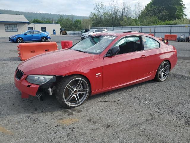 WBAKG1C58BE362906 - 2011 BMW 335 IS RED photo 1