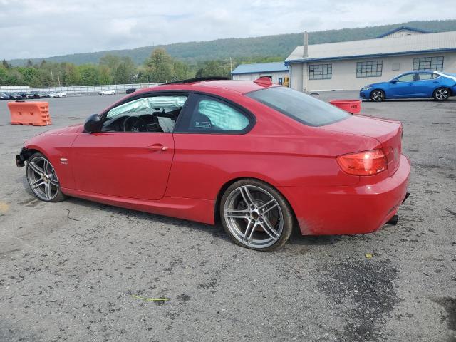 WBAKG1C58BE362906 - 2011 BMW 335 IS RED photo 2