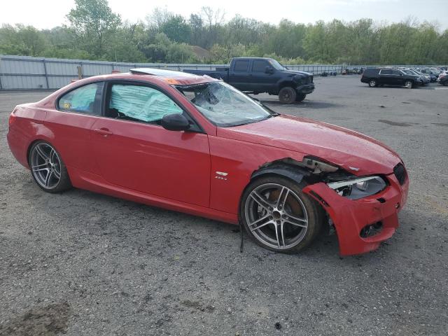 WBAKG1C58BE362906 - 2011 BMW 335 IS RED photo 4