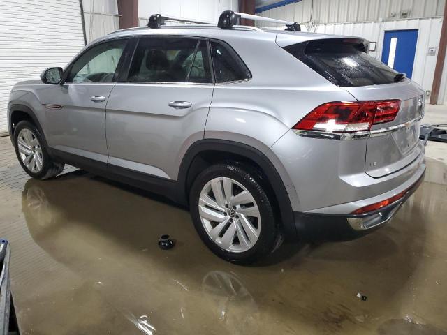 1V26C2CA6LC204465 - 2020 VOLKSWAGEN ATLAS CROS SE SILVER photo 2