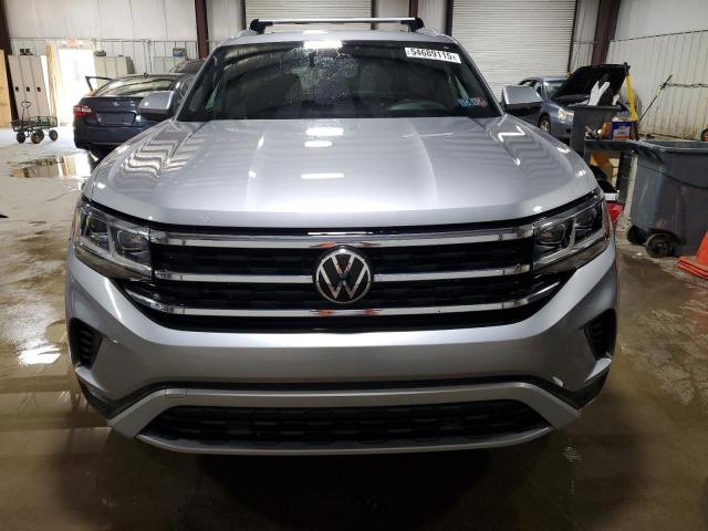 1V26C2CA6LC204465 - 2020 VOLKSWAGEN ATLAS CROS SE SILVER photo 5