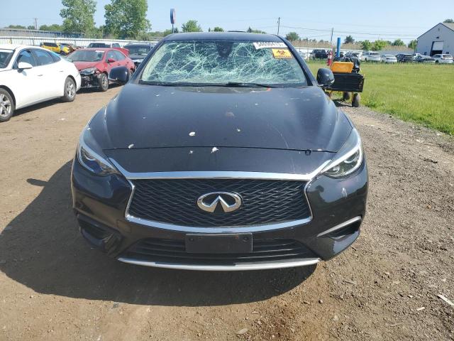 SJKCH5CP4JA060593 - 2018 INFINITI QX30 BASE BLACK photo 5