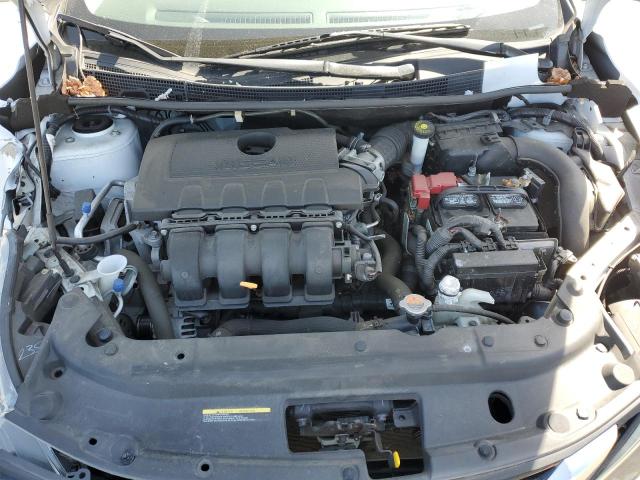 3N1AB7AP3JY321804 - 2018 NISSAN SENTRA S 白色 照片 11