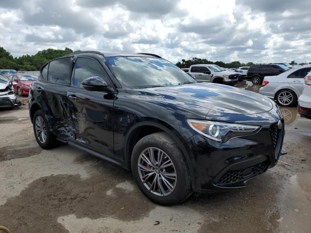 ZASPAJANXN7D28219 - 2022 ALFA ROMEO STELVIO BLACK photo 4