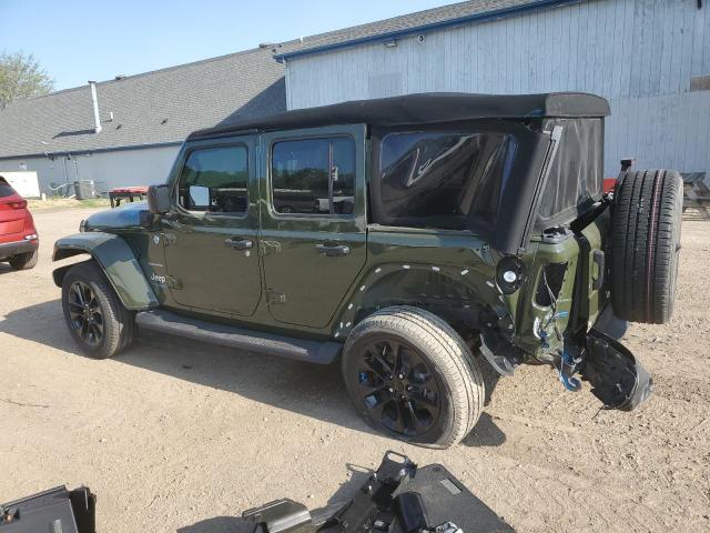 1C4JJXP69NW185223 - 2022 JEEP WRANGLER U SAHARA 4XE GREEN photo 2