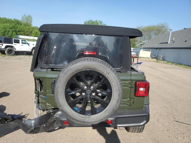 1C4JJXP69NW185223 - 2022 JEEP WRANGLER U SAHARA 4XE GREEN photo 6