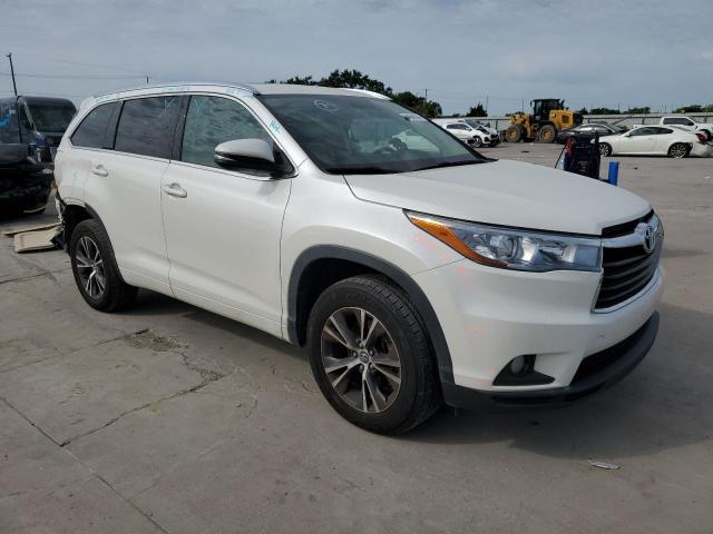5TDKKRFH8GS505327 - 2016 TOYOTA HIGHLANDER XLE WHITE photo 4