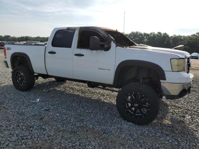 1GT4K0BG2AF148011 - 2010 GMC SIERRA K2500 SLE WHITE photo 4