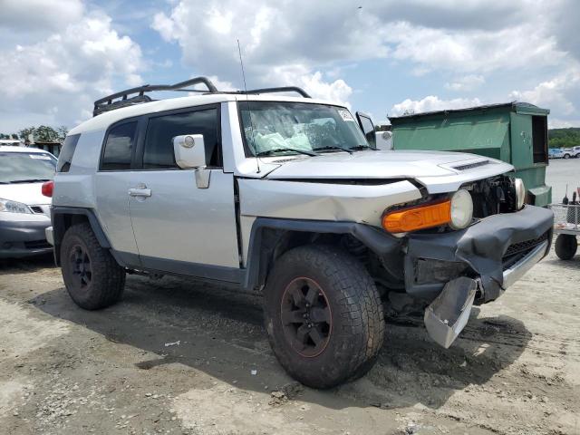 JTEBU11F270090702 - 2007 TOYOTA FJ CRUISER SILVER photo 4