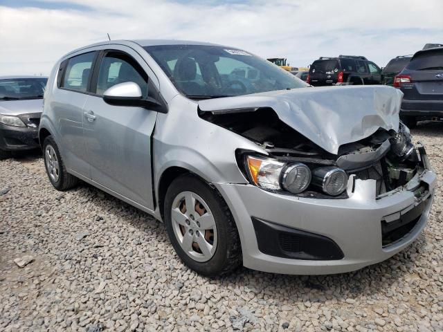 1G1JA6SH1G4113166 - 2016 CHEVROLET SONIC LS SILVER photo 4