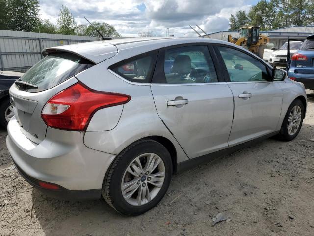 1FAHP3M28CL157361 - 2012 FORD FOCUS SEL SILVER photo 3