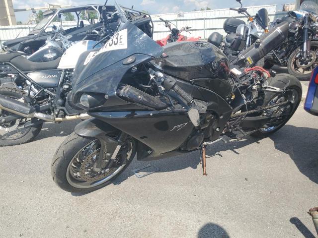 JYARN23E9BA010904 - 2011 YAMAHA YZFR1 BLACK photo 2