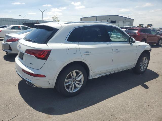 WA1GAAFY9P2008881 - 2023 AUDI Q5 PREMIUM 45 WHITE photo 3