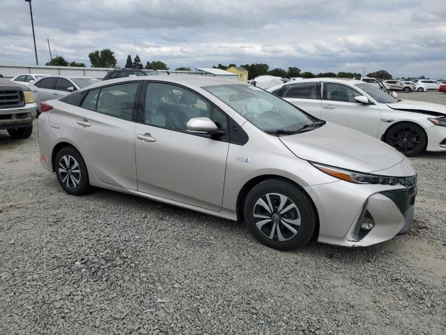JTDKARFP6H3044058 - 2017 TOYOTA PRIUS PRIM BEIGE photo 4