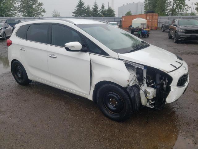 KNAHU8A37E7032423 - 2014 KIA RONDO WHITE photo 4