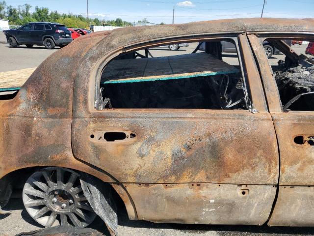 1LNHM81W64Y665707 - 2004 LINCOLN TOWN CAR EXECUTIVE BURN photo 10