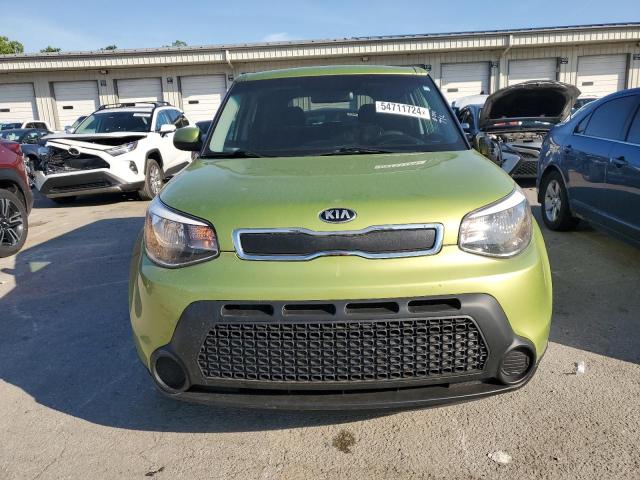 KNDJN2A2XF7749518 - 2015 KIA SOUL GREEN photo 5