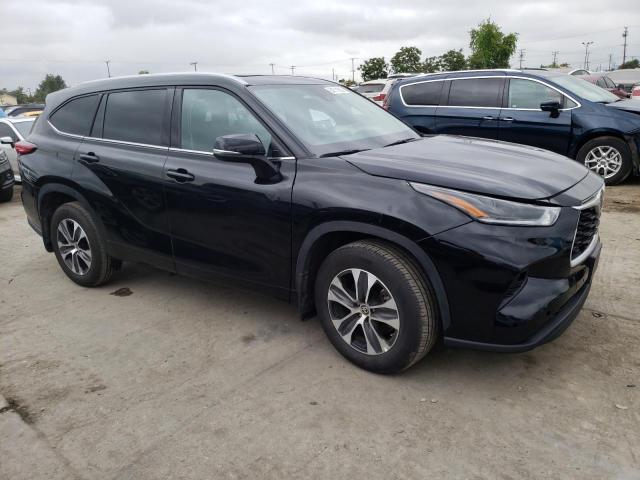 5TDGZRBH6NS228519 - 2022 TOYOTA HIGHLANDER XLE 黑色 照片 4