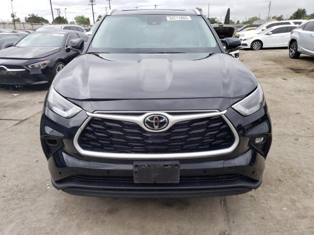 5TDGZRBH6NS228519 - 2022 TOYOTA HIGHLANDER XLE 黑色 照片 5