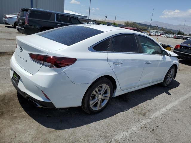 5NPE34AF9KH813107 - 2019 HYUNDAI SONATA LIMITED WHITE photo 3