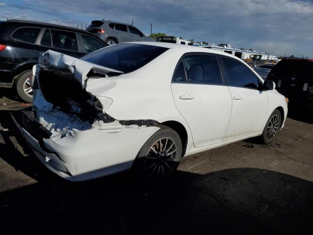 2T1BU4EE1DC004191 - 2013 TOYOTA COROLLA LE BASE WHITE photo 3
