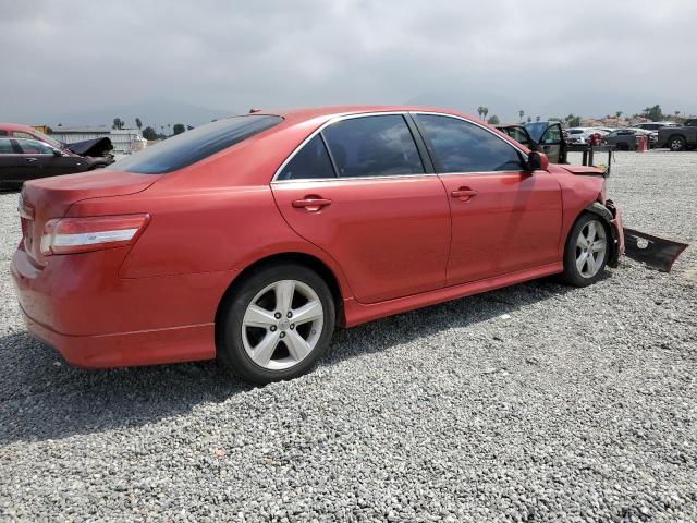 4T1BK3EK5BU629873 - 2011 TOYOTA CAMRY SE RED photo 3