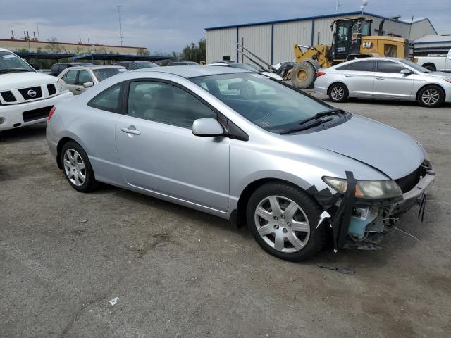 2HGFG12649H524274 - 2009 HONDA CIVIC LX SILVER photo 4