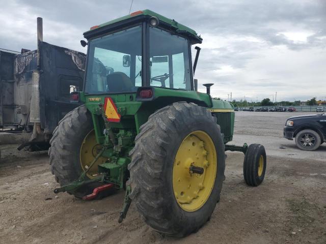 4230P032981R - 1976 JOHN DEERE TRACTOR GREEN photo 4