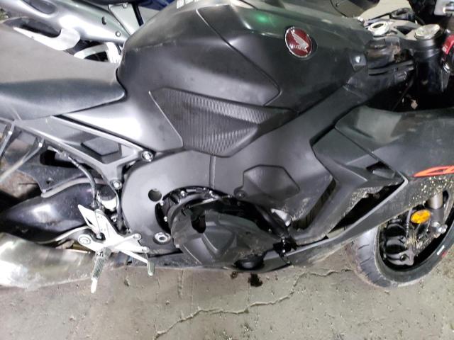 JH2SC7755MK400048 - 2021 HONDA CBR1000 RA BLACK photo 11