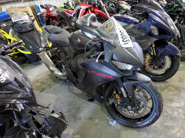 JH2SC7755MK400048 - 2021 HONDA CBR1000 RA BLACK photo 4