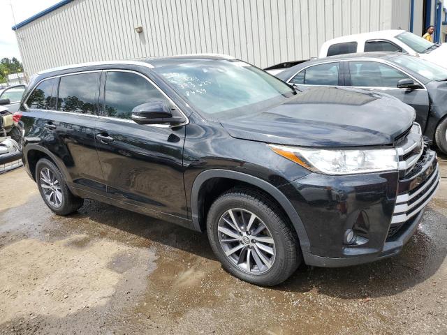 5TDKZRFH6HS518459 - 2017 TOYOTA HIGHLANDER SE BLACK photo 4