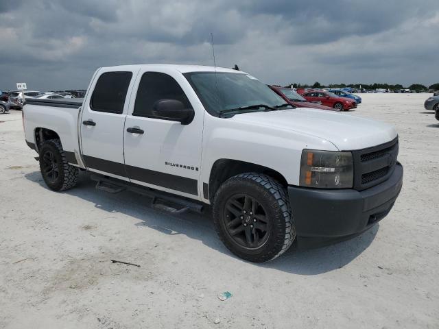 2GCEC13CX71530824 - 2007 CHEVROLET SILVERADO C1500 CREW CAB WHITE photo 4