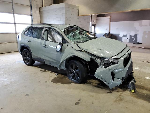 2T3P1RFV4KC021369 - 2019 TOYOTA RAV4 XLE GRAY photo 4