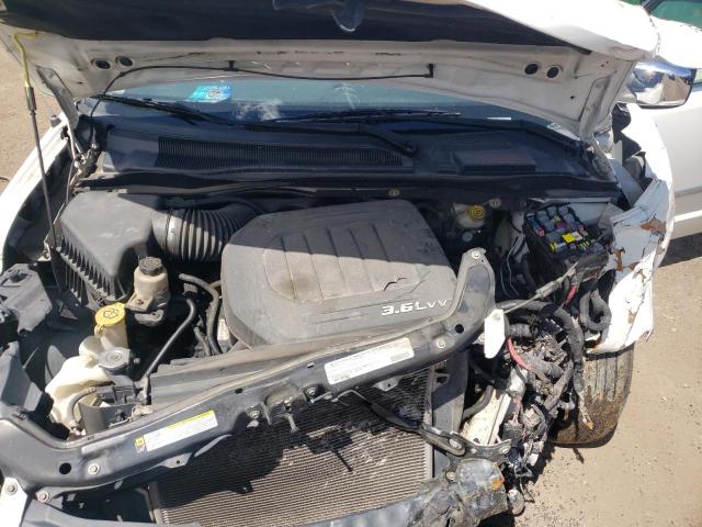 2A4RR8DG2BR758430 - 2011 CHRYSLER TOWN & COU TOURING L WHITE photo 12