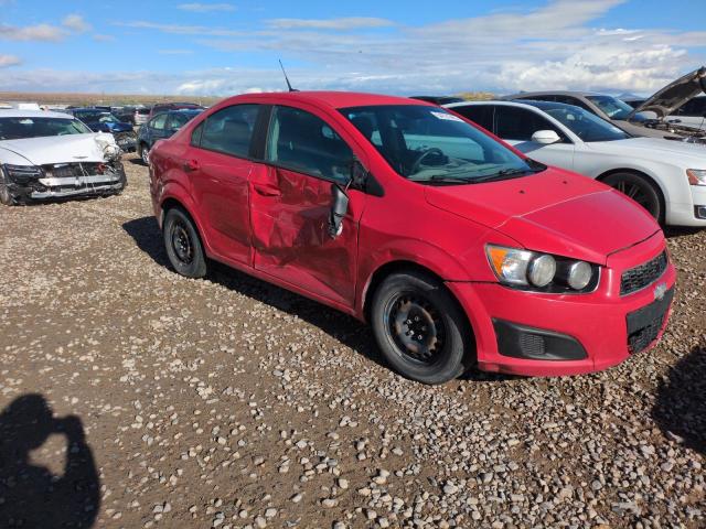 1G1JA5SH3D4164691 - 2013 CHEVROLET SONIC LS RED photo 4