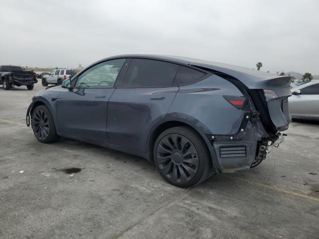 7SAYGDEE4PA060076 - 2023 TESLA MODEL Y GRAY photo 2