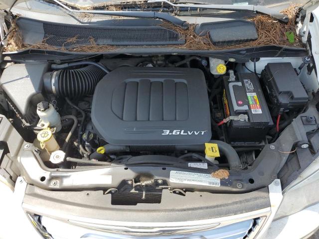 2A4RR8DG7BR704511 - 2011 CHRYSLER TOWN & COU TOURING L WHITE photo 12