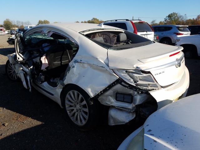 2G4GV5GV3C9165013 - 2012 BUICK REGAL GS WHITE photo 3