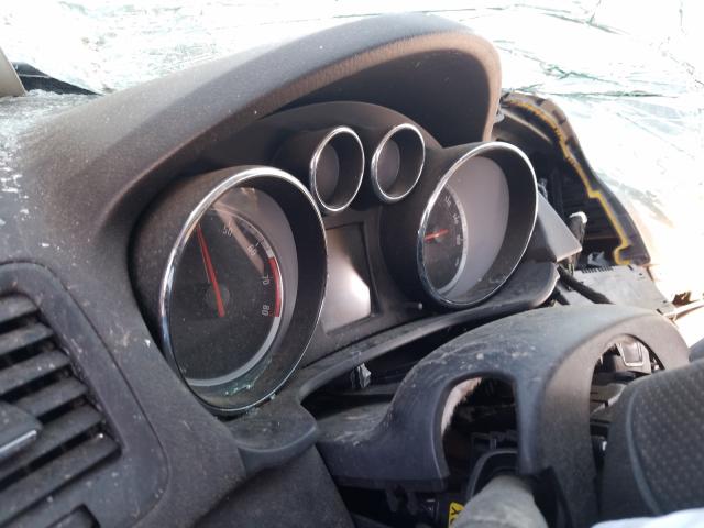 2G4GV5GV3C9165013 - 2012 BUICK REGAL GS WHITE photo 8