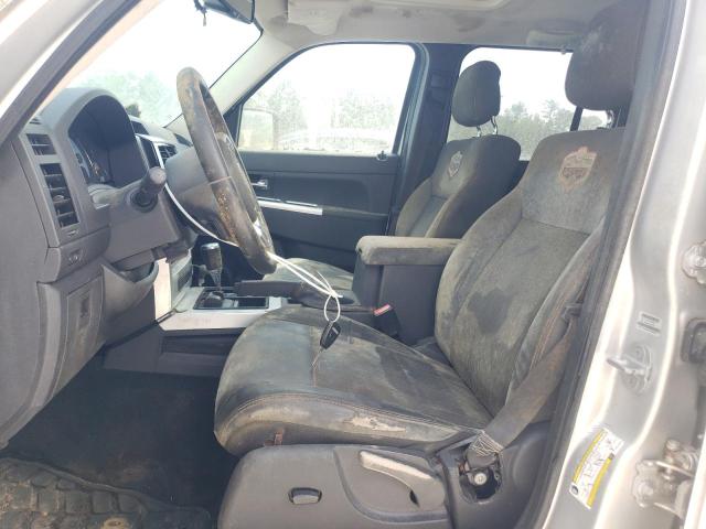 1C4PJMAK0CW123933 - 2012 JEEP LIBERTY SPORT 银色 照片 7