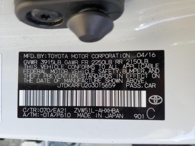 JTDKARFU2G3015659 - 2016 TOYOTA PRIUS WHITE photo 12