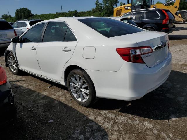 4T4BF1FK9DR300285 - 2013 TOYOTA CAMRY L WHITE photo 2