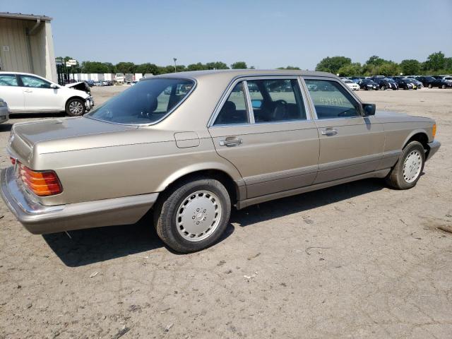 WDBCA35D2GA246302 - 1986 MERCEDES-BENZ 420 SEL GOLD photo 3