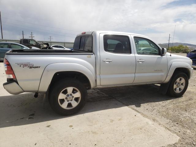 3TMJU62N89M088939 - 2009 TOYOTA TACOMA DOUBLE CAB PRERUNNER SILVER photo 3
